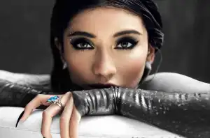Kirstin - Break A Little